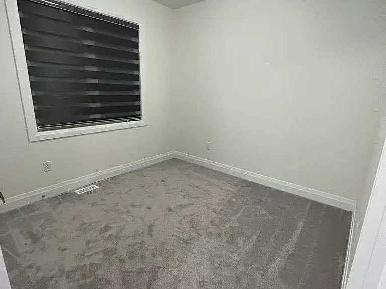 251 Beaverbrae Dr — Photo 7