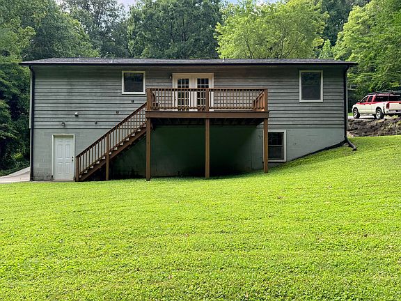 4th image of 4905 Wilkshire Dr