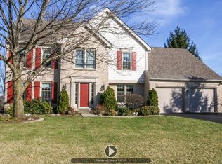 8028 Thistlewood Dr, West Chester, OH 45069
