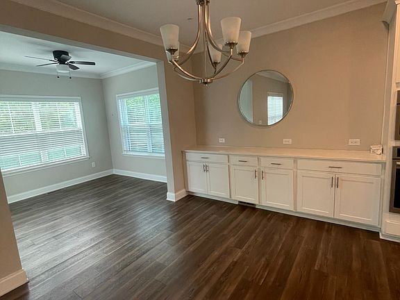 4th image of 975 Catamaran Ct