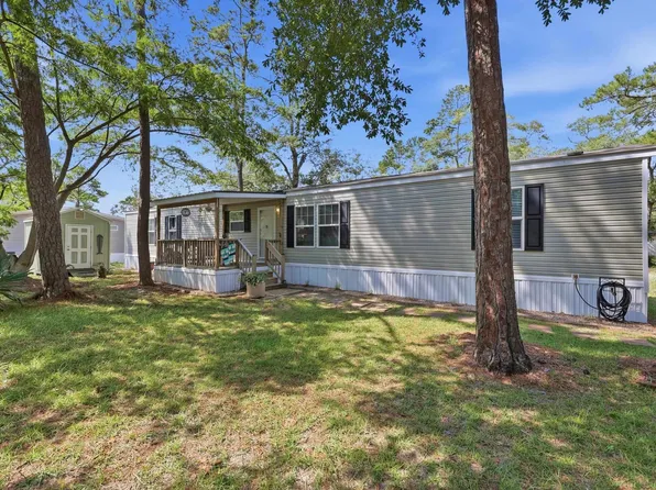 4604 Albatross St., North Myrtle Beach, SC 29582