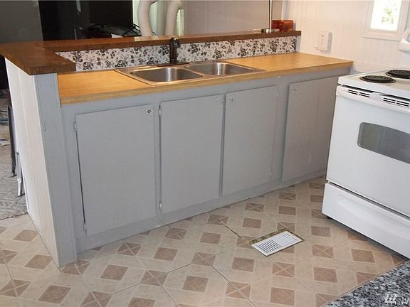 5th image of 5611 88th Street Ct E