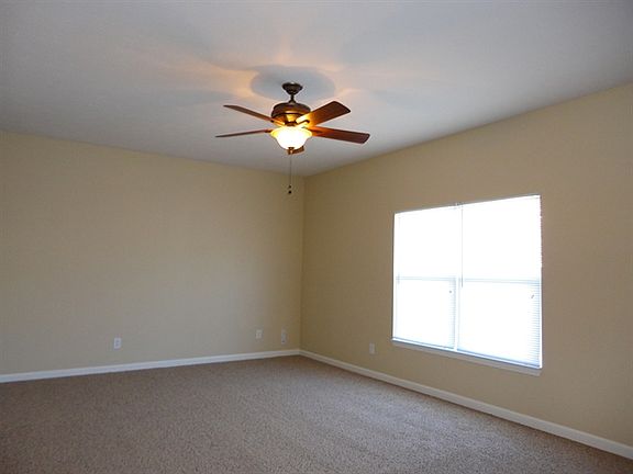 4th image of 12596 Pinetop Way