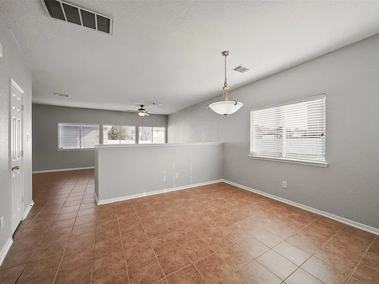 11824 Princess Garden Way — Photo 6