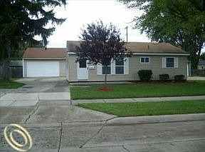 3rd image of 23167 Lauren Ave