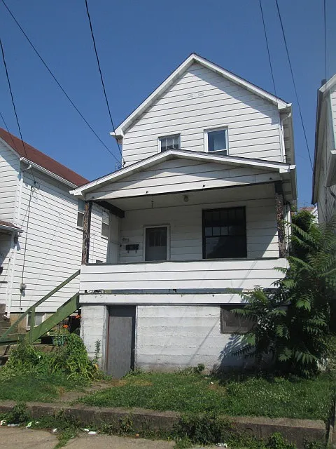 853 8th Ave photo 1
