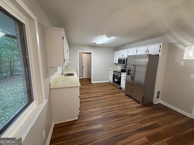 13 Housley Dr — Photo 4