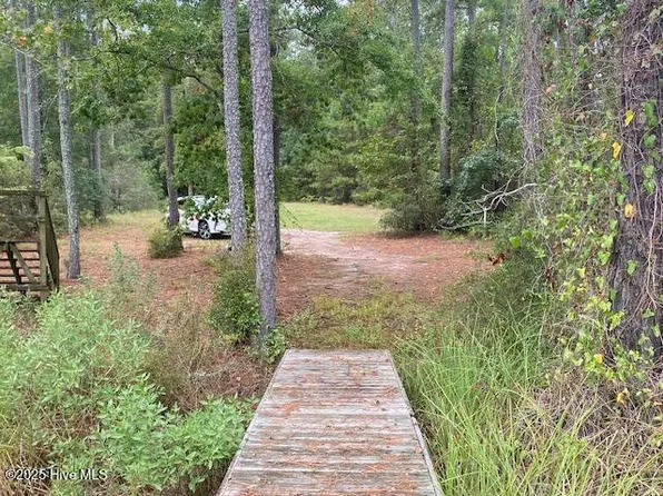 8 Pine Crest Road, Bath, NC 27808