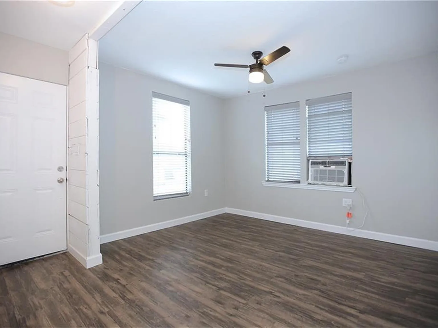 1 bed, 1.0 bath, 500 sqft, $975 — Photo 4