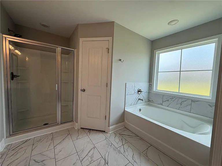 231 Creek Ridge Dr — Photo 10