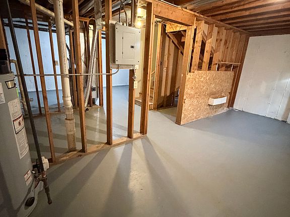 5th image of 903-917 6th Ave #913