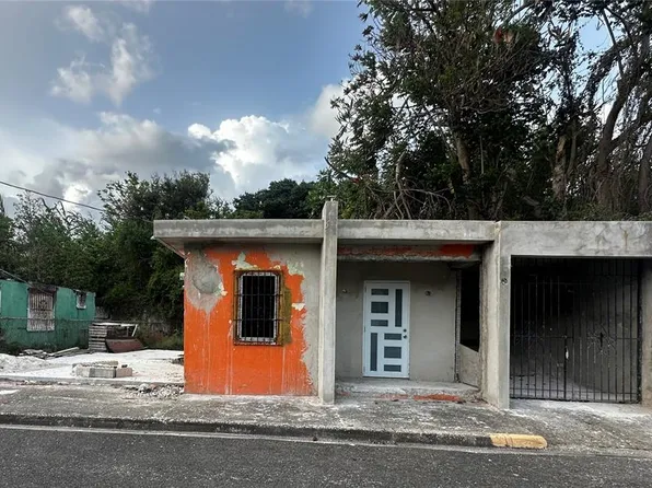 122 Bade Perez St, Guayama, PR 00784