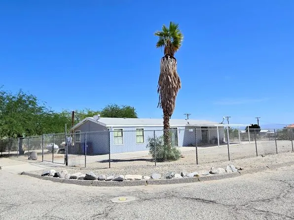 2790 Camino Dr, Thermal, CA 92274