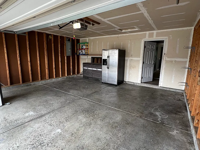 3670 Lacebark Dr — Photo 10