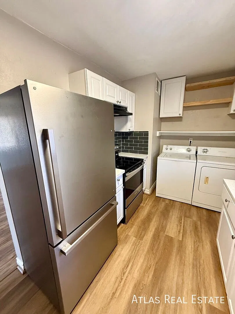 One-Month Free Rent If Moved In By 11/15/2026! | One-Story, 2-Bedroom Home Near N. Bruce Street &... — Photo 4
