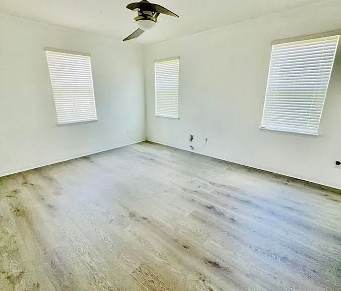 5344 Suncatcher Dr — Photo 23