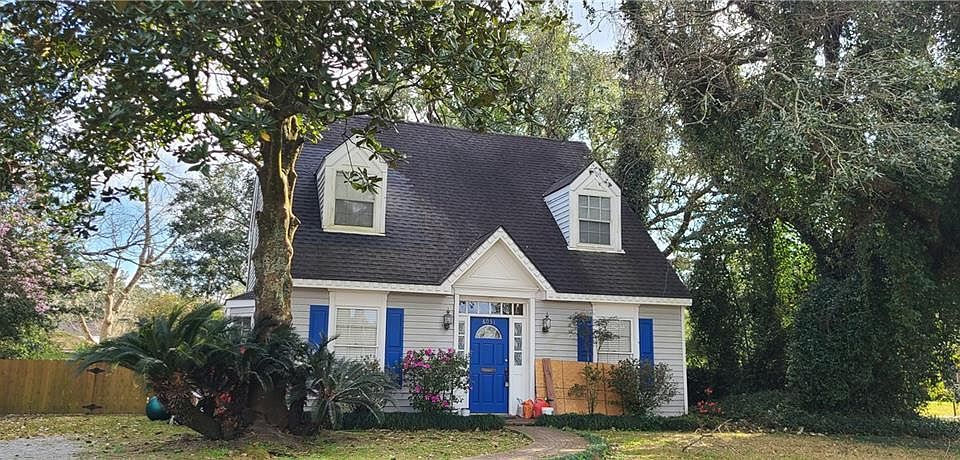 1st image of 6031 Oxford Pl