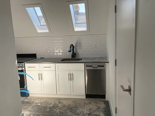 Rented by Compass | media 29