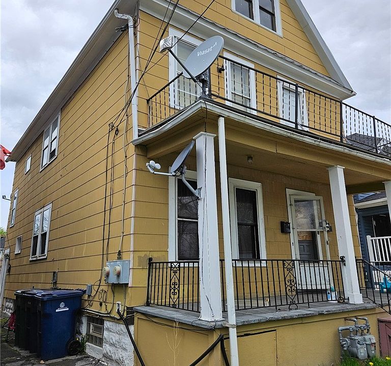 2nd image of 62 Edison Ave