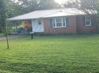 788 Moody St, Huntingdon, TN 38344