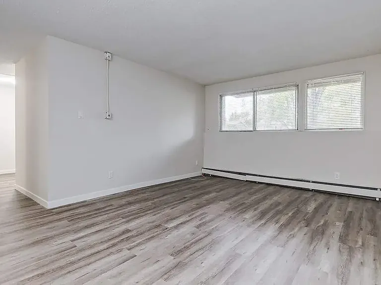 1020 Matheson Dr — Photo 20