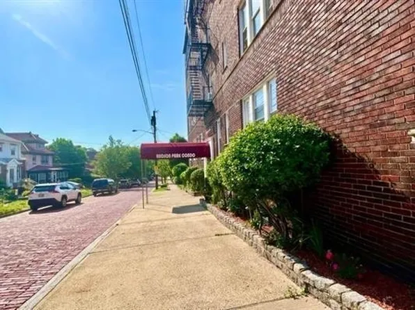 31 75th St APT 4E, North Bergen, NJ 07047