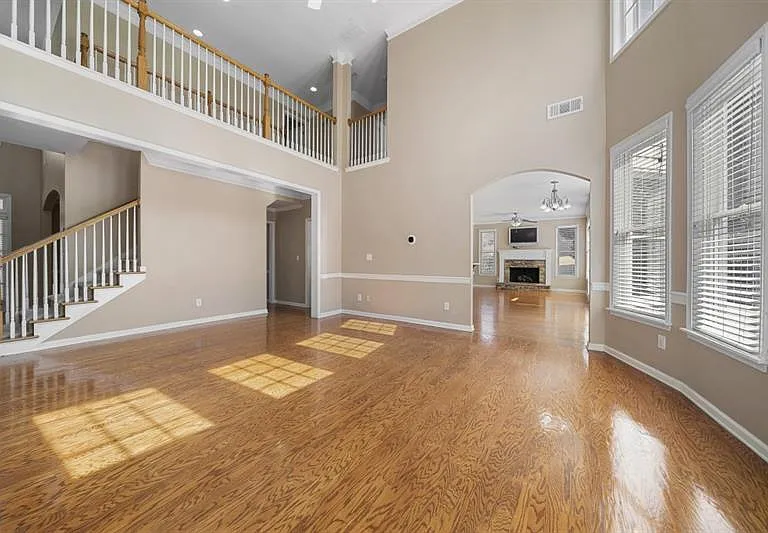 130 Candler Ct — Photo 14