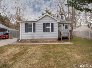 3804 Williamson Ave NE, Grand Rapids, MI 49525