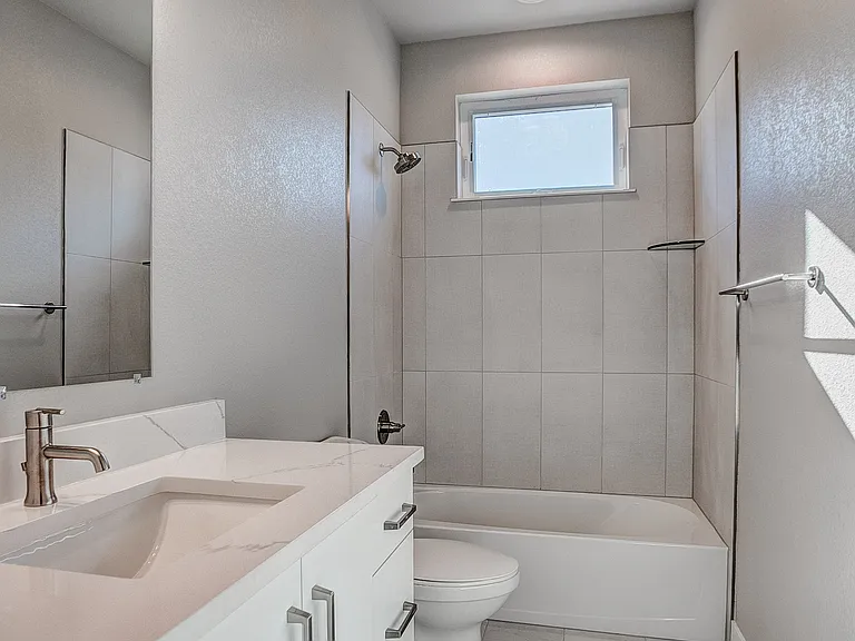 817 Cherokee Dr — Photo 20