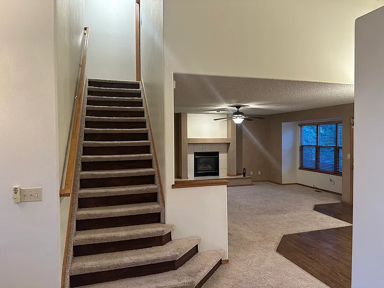 7955 Manston Dr — Photo 35