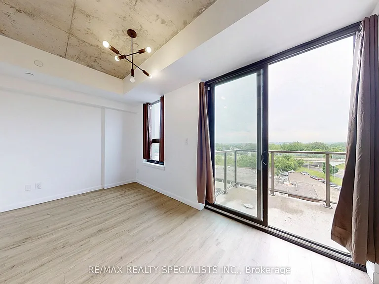 7 Erie Ave #809 — Photo 10