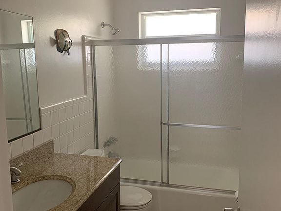 5th image of 1951 NE 56th St APT 2
