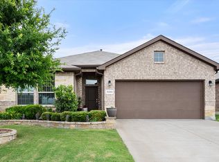 15860 Farringdon St, Justin, TX 76247