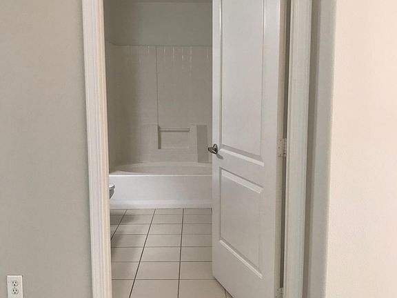 3rd image of 360 Avenue 26 #411