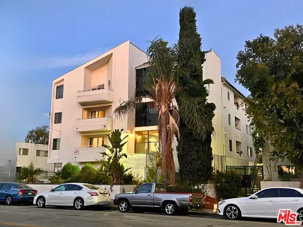 7342 Haskell Ave, Van Nuys, CA 91406