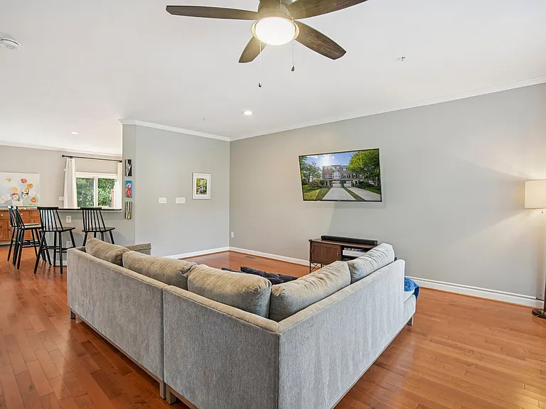 3210 Escapade Cir — Photo 9