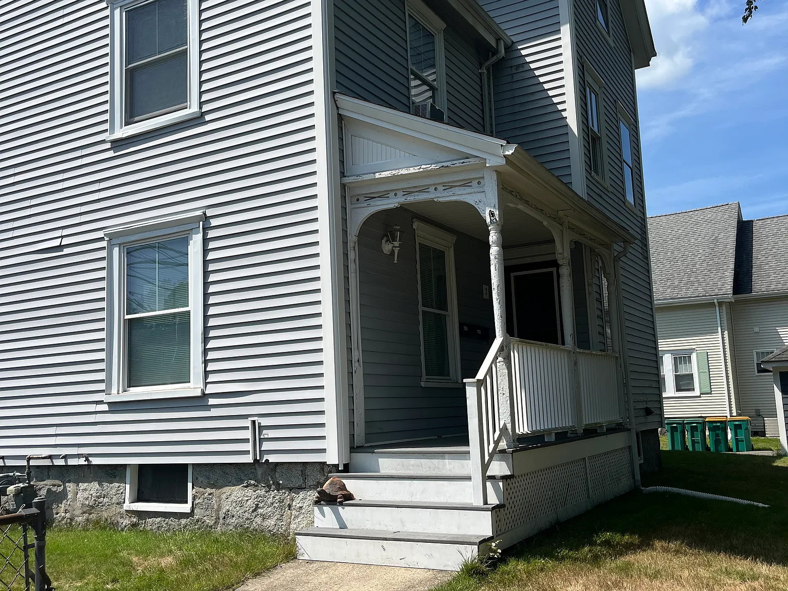 3 bed, 1100 sqft, $2,700 — Photo 1