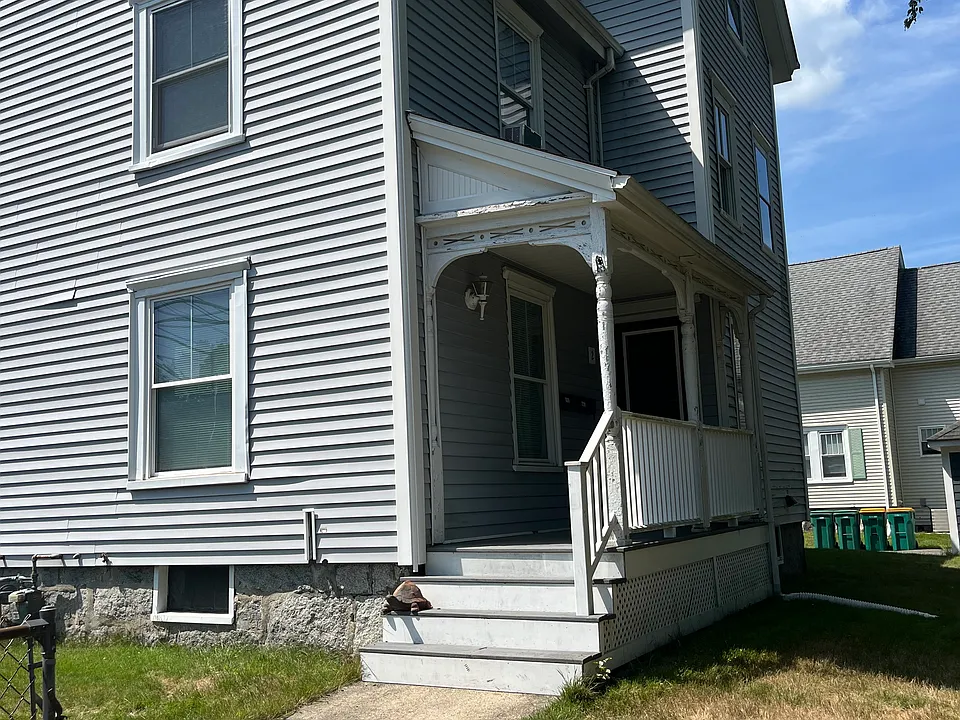 2 Linden St #2