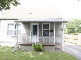 8 Doncaster Blvd, Saint Catharines, ON L2N1Y4