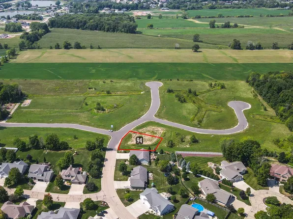 Winnipeg St #94, Menasha, WI 54952