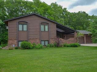 3740 Rum River Dr, Anoka, MN 55303