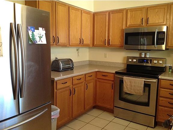 3rd image of 353 E 10th St