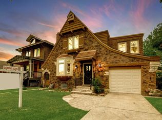 6719 Riverside Dr, Berwyn, IL 60402