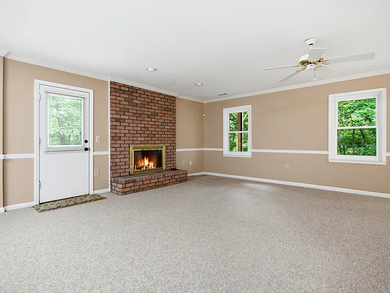 5525A Hampstead Way — Photo 36
