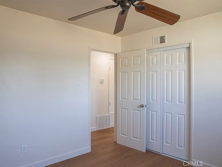 10740 Coloma St — Photo 15