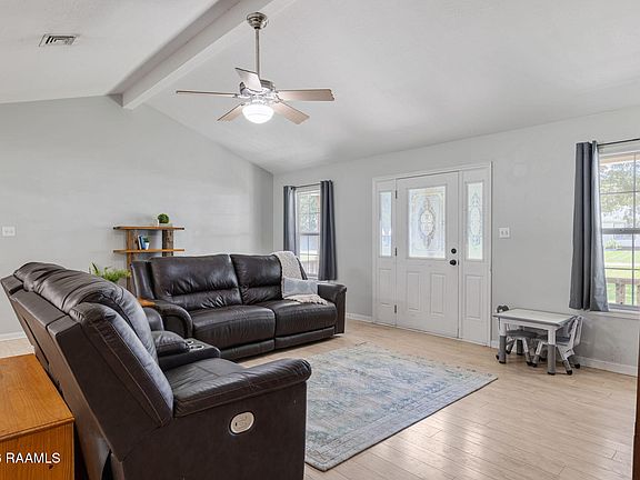 5th image of 205 Michael Dr