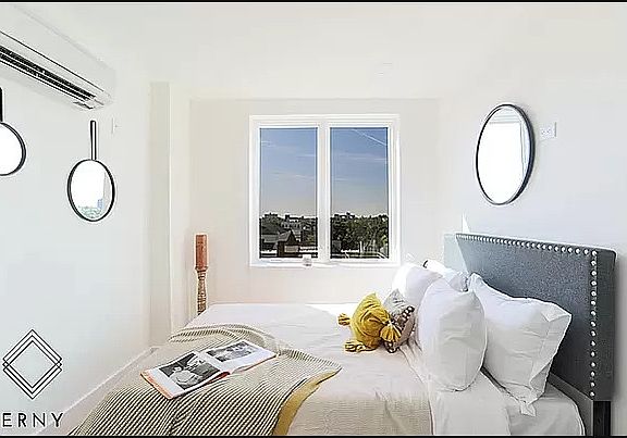 5th image of 210 Linden Blvd #7D