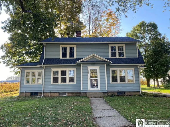 2645 Route 20 S, Silver Creek, NY 14136