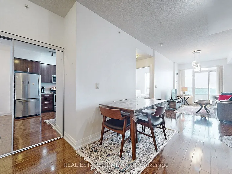 7161 Yonge St #2430 — Photo 16