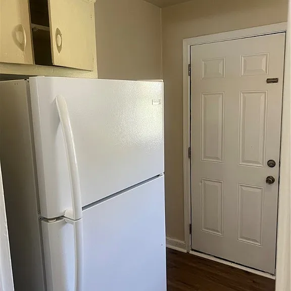 607 Monticello Dr — Photo 6
